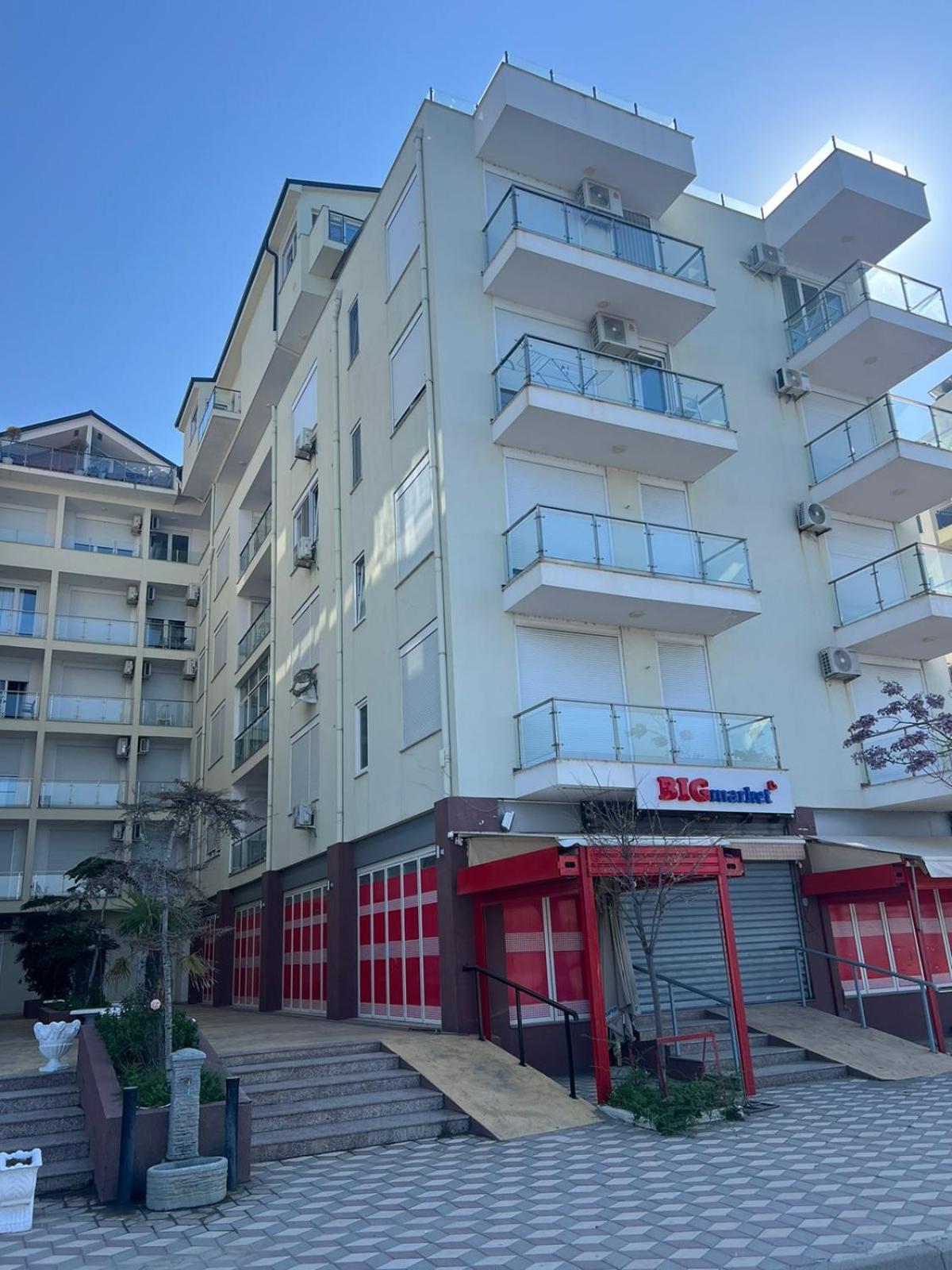 Studio Holidays Shëngjin Екстериор снимка